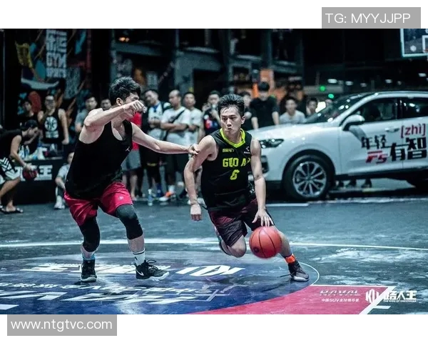 姚明与Polo的奇妙碰撞:一场篮球与时尚的跨界对话 姚明与Polo的奇妙碰撞:一场篮球与时尚的跨界对话