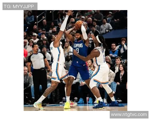 快船球星乔治恢复训练,复出指日可待 快船球星乔治恢复训练,复出指日可待