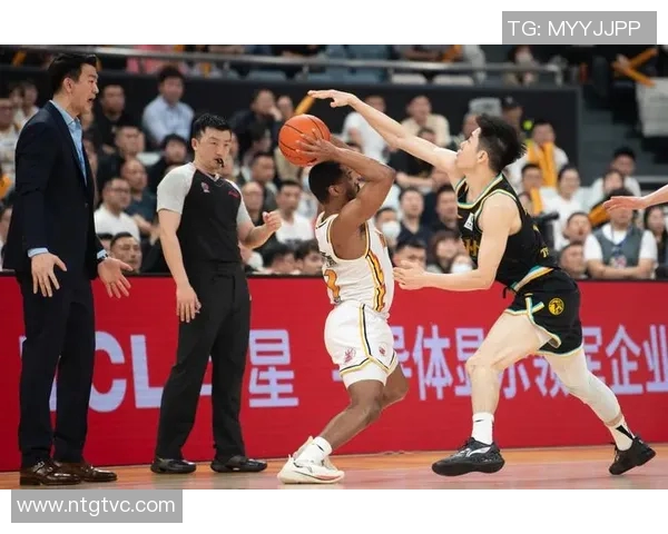 浙江东阳光再次力克广东,燃爆球迷热情! 浙江东阳光再次力克广东,燃爆球迷热情!